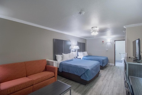 Econo Lodge Inn & Suites Corpus Christi image 24