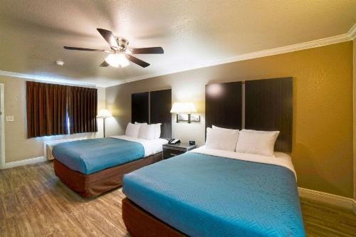 Econo Lodge Inn & Suites Corpus Christi image 37